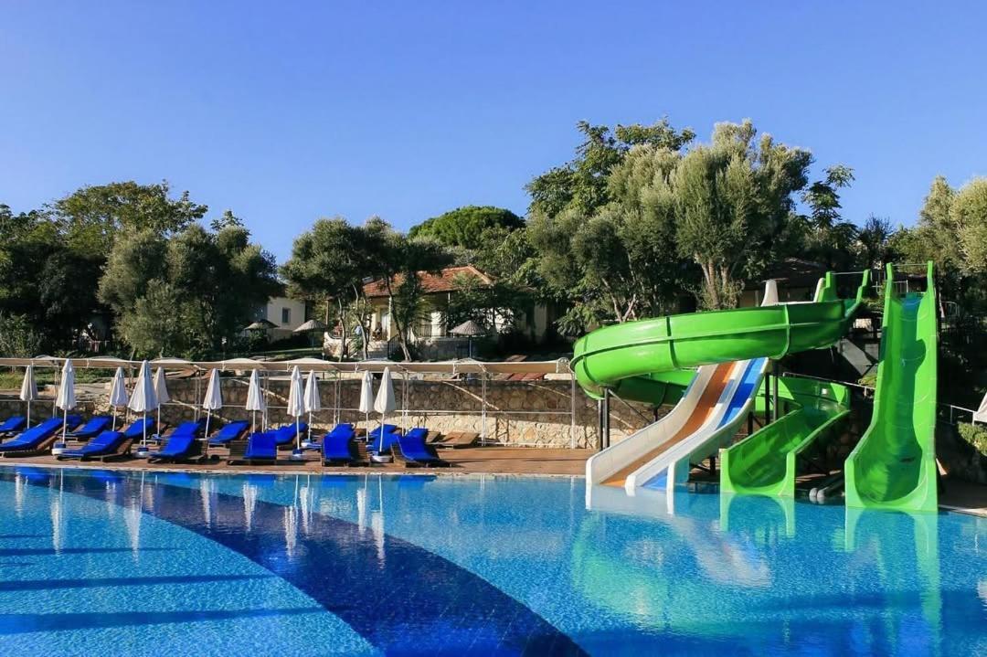 Club Atlantis